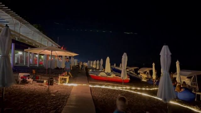 Вечер на пляже Лазаревский. Июль 2021.?ЛАЗАРЕВСКОЕ СЕГОДНЯ?СОЧИ. смотреть онлайн