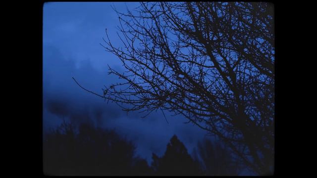 Izzamuzzic - Now Or Never