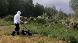 Электрическая газонокосилка Makita ELM3320 Обзор. Плюсы и минусы