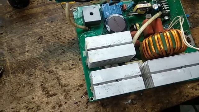 Ремонт сварочного инвертора RIGA MMA-240 SI смотреть онлайн