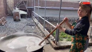 Узбекистан! Главное блюдо Навруза! Сумаляк_ Что это и как готовить_ Десерт из пшеницы!