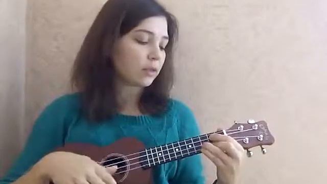 моя первая песенка на укулеле)) смотреть онлайн