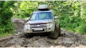 Mitsubishi Pajero 4. Паджеро 4.Колея грязь. COOPER DISCOVERER STT PRO