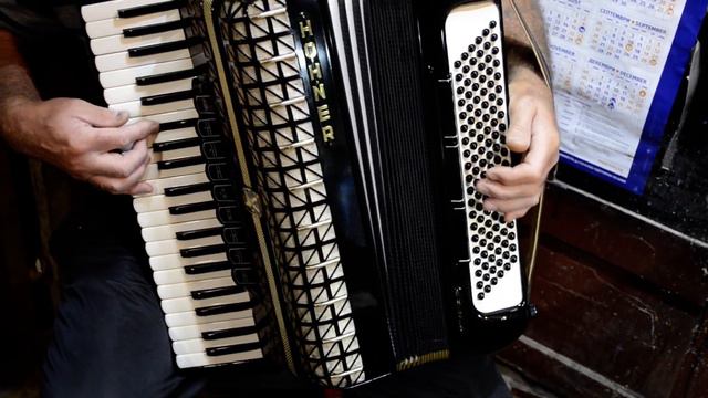 Top German Made Accordion Hohner Atlantic III 120 bass,12r.+Master/Palm Switch+Original Case&Straps смотреть онлайн
