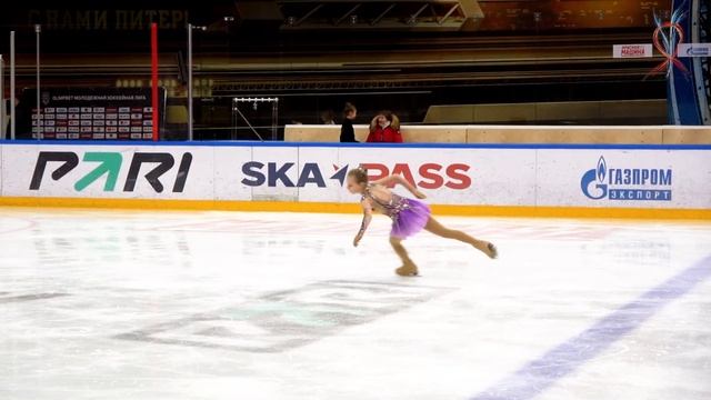 Тамбасова Василиса, 8 лет, защита 3 юношеского разряда по фигурному катанию смотреть онлайн