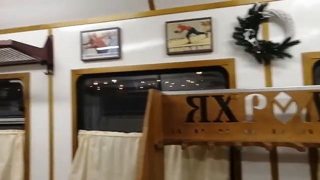 Туристический поезд "Яхрома" отправляется с Савеловского вокзала Москвы смотреть онлайн