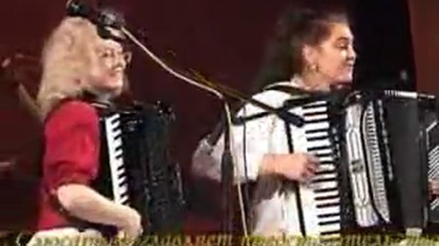 Дуэт Елены Зыбо и Нины Слюсарь. Поппури. Аккордеон смотреть онлайн