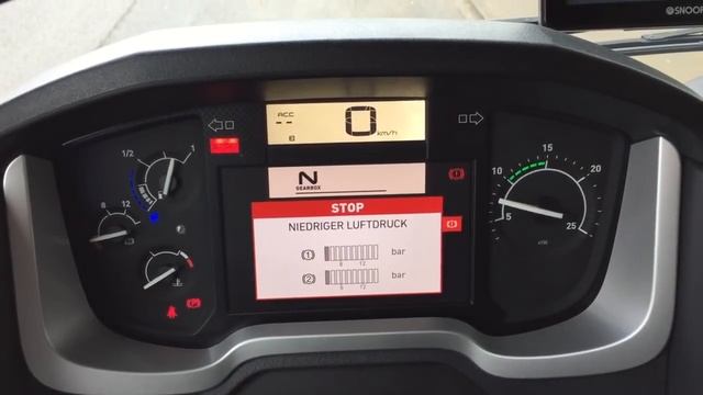 Coldstart Truck Renault T520 Cockpit/Kaltstart Renault LKW T520 смотреть онлайн
