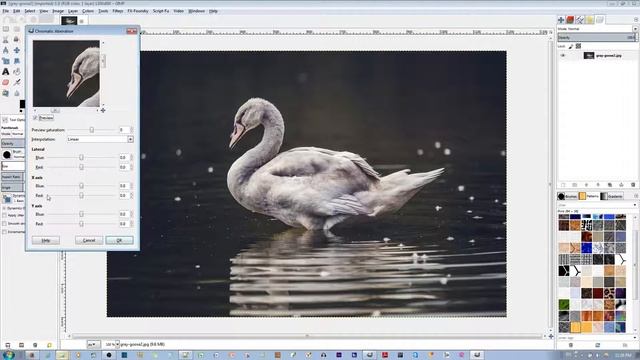 How to Use the GIMP Chromatic Aberration Filter for a Holographic Fringe Distortion смотреть онлайн