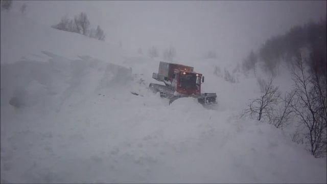 Дрифт на ратраке. Приисковый. Ноябрь 2012. смотреть онлайн