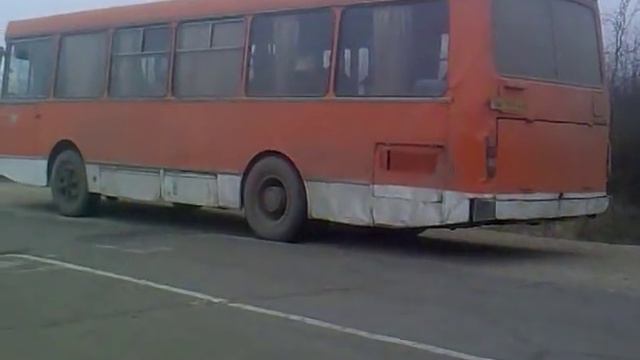 ЛАЗ-42021: последние дни на маршруте Феодосия-Кировское. смотреть онлайн