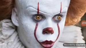 Жутко и смешно.Тили тили бом!!