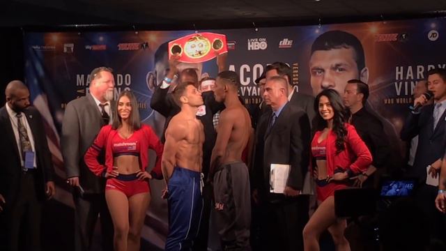 Деревянченко - Джейкобc. Дуэль взглядов. Jacobs vs Derevyanchenko face off. смотреть онлайн