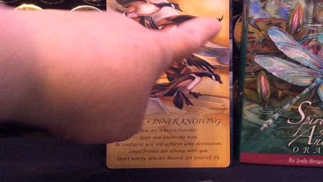 Spirits of the Animals Oracle flip through смотреть онлайн