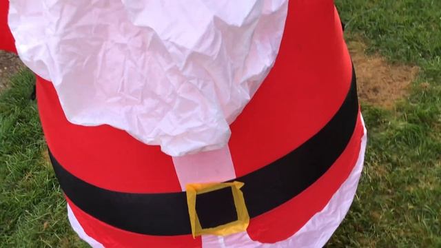 Gemmy 7-ft Airblown "Bowling Pin" Santa Claus Inflatable - Unboxing/Inflation/Review! смотреть онлайн