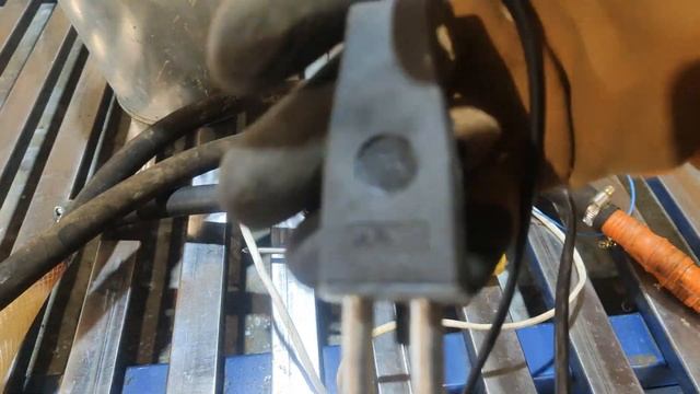 После этого Печка в машине жарит как в аду. смотреть онлайн