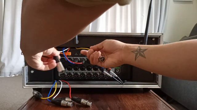 Simplify Your Setup - Ep.2 - Mackie DL16s Wireless Mixer & Roadcase смотреть онлайн