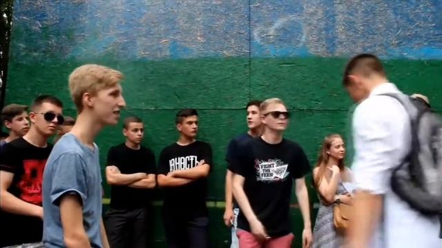 FRESH KAL 1: КИРЮША НОВИК х ГРАНДМИКСЕР ФОН МИКСЕР БАРОН (1/4) смотреть онлайн