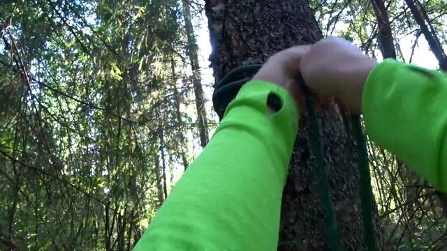 Ночуем с младенцем в лесу. Первый поход в лес с ночевкой. Ребенок в походе. смотреть онлайн