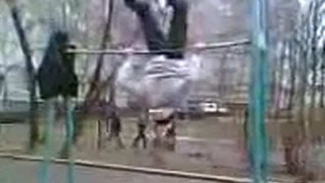 Стульчик нижним хватом смотреть онлайн