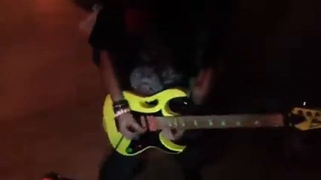 Badass Ibanez "steve vai" LoAdThEmGuNz смотреть онлайн