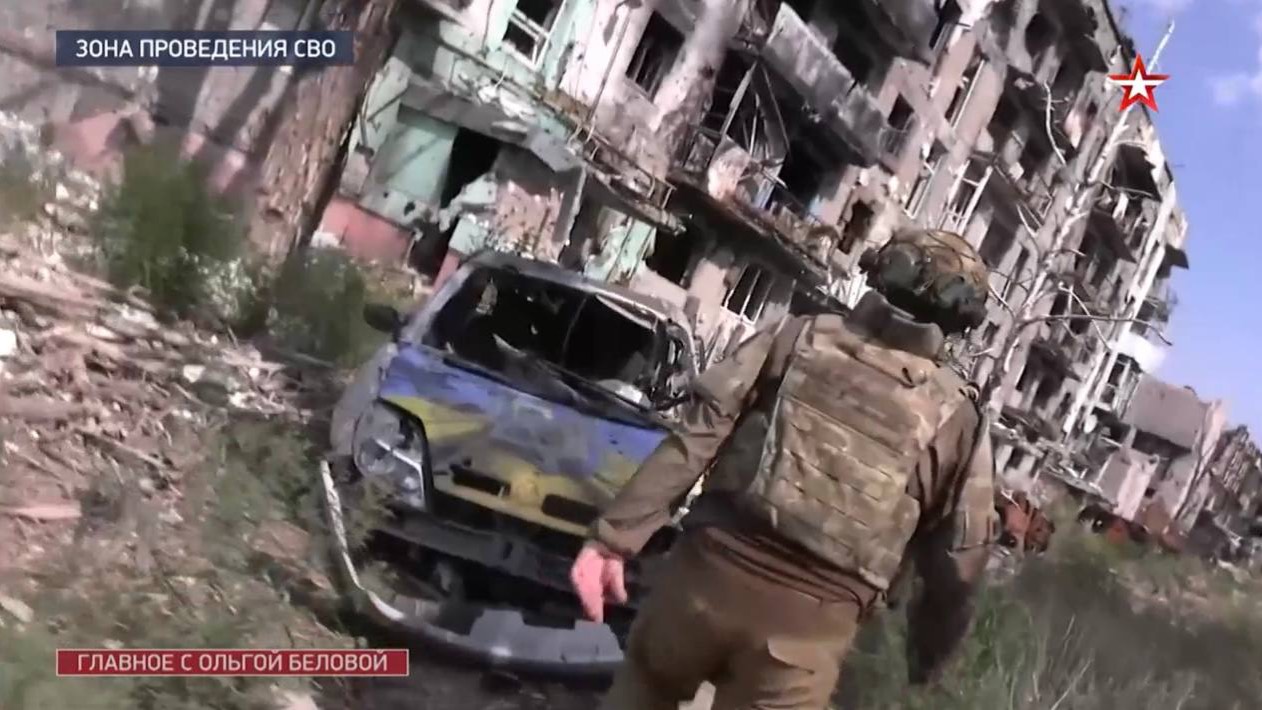 Штурм Часов Яра. Работают фанаты из «Эспаньолы»