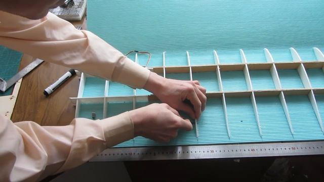 Как сделать большой самолет на радиоуправлении своими руками. Часть первая - крыло смотреть онлайн