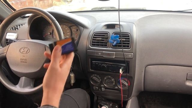 недозаряд аккумулятора 13.8-13.9 вольт это норма? Hyundai Accent смотреть онлайн
