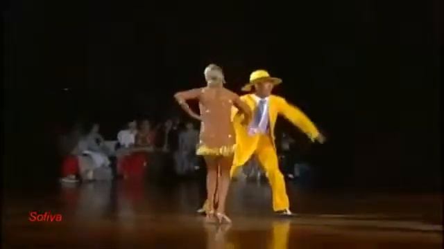 Прикольный Танец смотреть онлайн
