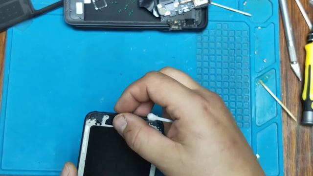 Xiaomi redmi 10 broken- disassembly and replacement lcd | Разборка и замена дисплея смотреть онлайн