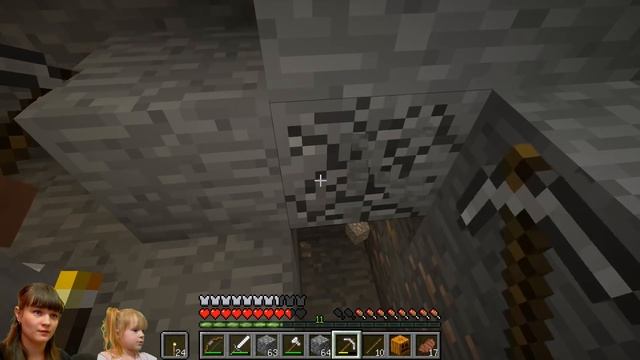 Майнкрафт СЕТЕВАЯ ИГРА ? ОХОТА НА АЛМАЗЫ ? ПРОХОЖДЕНИЕ КВЕСТА ? мультик про Minecraft смотреть онлайн