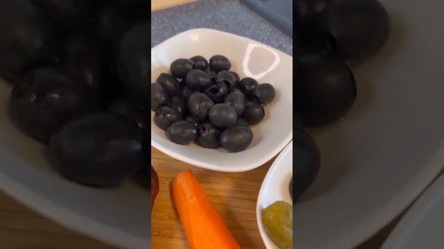 ОЧЕНЬ ВКУСНАЯ СОЛЯНКА! смотреть онлайн