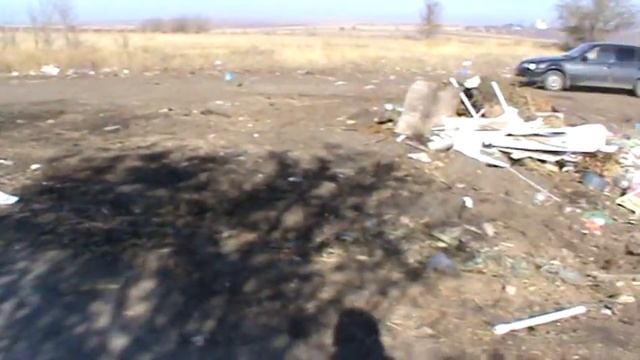 Мусорка у кладбища Новотроицк смотреть онлайн