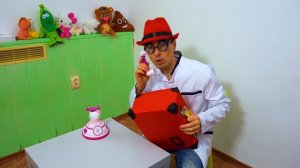 Дети играют в доктора. Сборник видео для детей