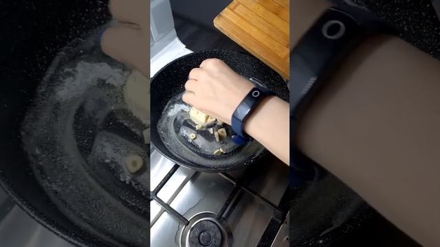 креветки в сливочном соусе смотреть онлайн