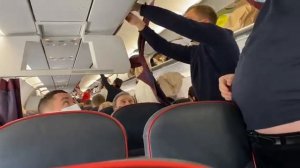 Уральские авиалинии оподливились, бизнес-класс = эконом (отзыв)