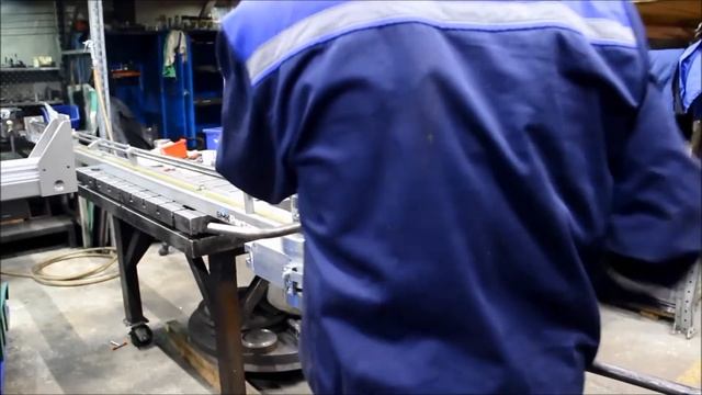 Ручной трубогиб 2-х координатный дорновый CM-30 PARTNER.2X. Гибка П-образной детали из трубы. смотреть онлайн