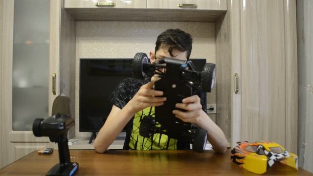 Лучшая модель для новичка? Обзор на HSP XSTR.