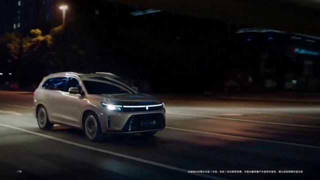 Huawei AITO M5 EV and Huawei AITO M7 EV | M5 vs M7 Electric Vehicles смотреть онлайн