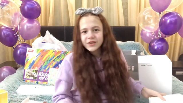 ЧТО МНЕ ПОДАРИЛИ В ДЕНЬ РОЖДЕНИЯ НА 12 ЛЕТ??? // SONYA IBRAGIMOVA смотреть онлайн