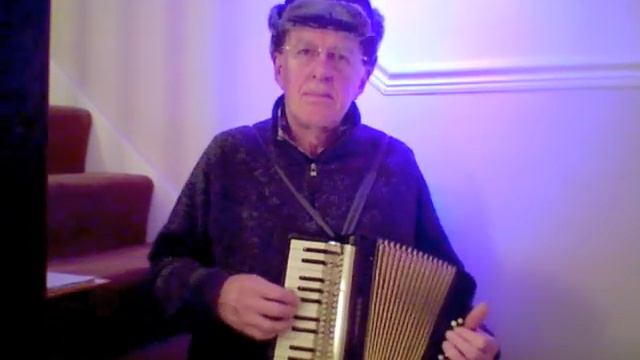 Newcastle: English playford tune, Hohner 12 bass accordion смотреть онлайн