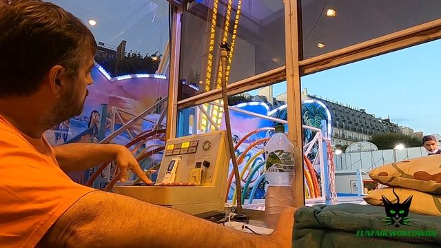 "RAINBOW" (FLEUR) OPERATOR VIEW @ FETE FORAINE DE JARDIN DE TUILERIES PARIS (FRANCE) 2020 смотреть онлайн