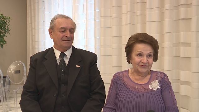 Золотая свадьба: жители Супсеха отметили 50-летие супружеской жизни смотреть онлайн