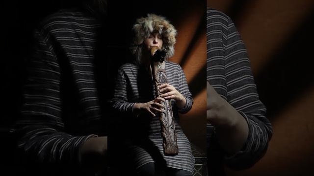 Howling Wolf Drone Flute Key Low B смотреть онлайн