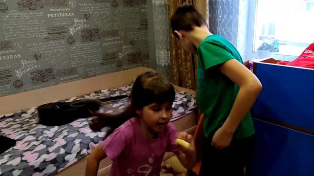 Алекса Осталось Дома/Папа весь День Дочу Развлекает/Собираюсь на Родительское Собрание/14.02.22 смотреть онлайн