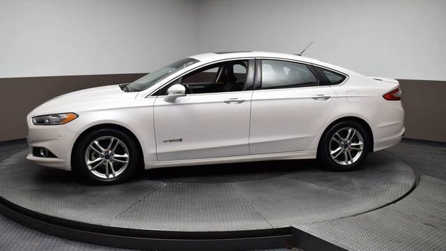 2016 White Platinum Metallic Tri-Coat Ford Fusion Hybrid 4D Sedan #1603A смотреть онлайн