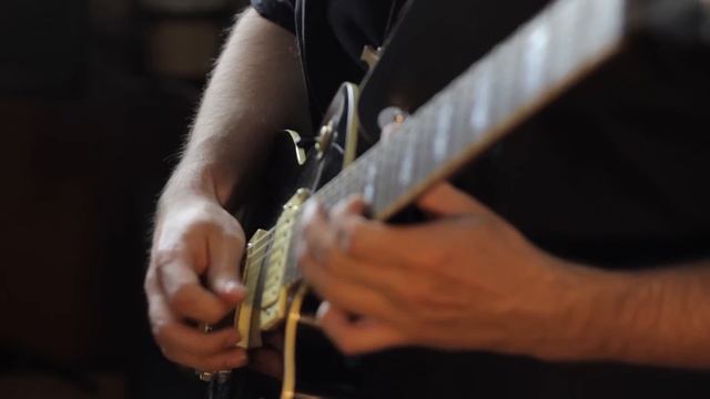 Street Fighter 2 - Ken's Theme ft. Nyubonix (Rock Cover) смотреть онлайн