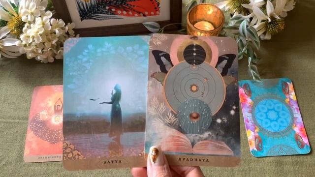【開封動画】A Yogic Path Oracle Deck and Guidebook (Keepsake Box Set) ?ホリミホSub.? смотреть онлайн