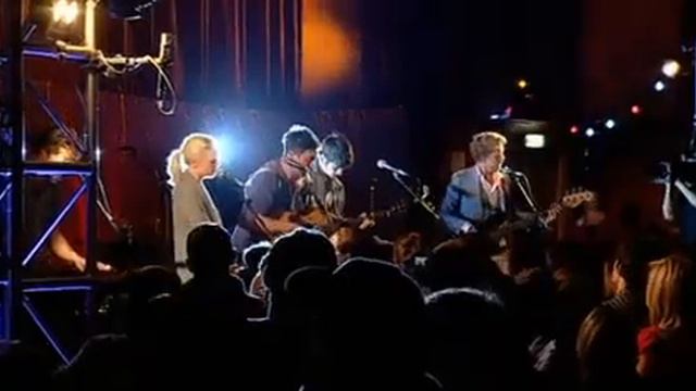 Laura Marling & Mumford & Sons - Jolene (with eng subs) смотреть онлайн