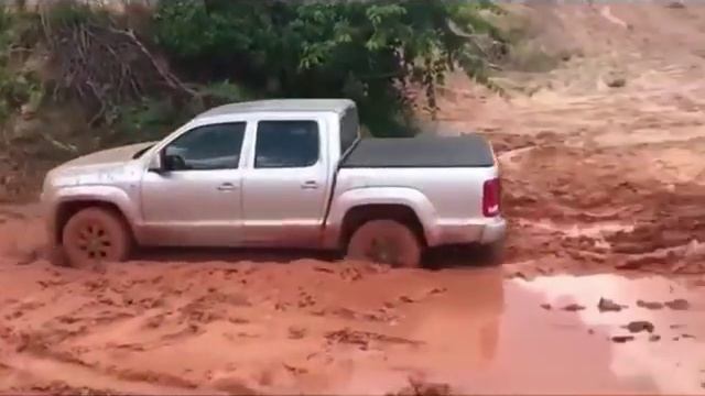 VW Amarok On and Off Road Pleasure смотреть онлайн